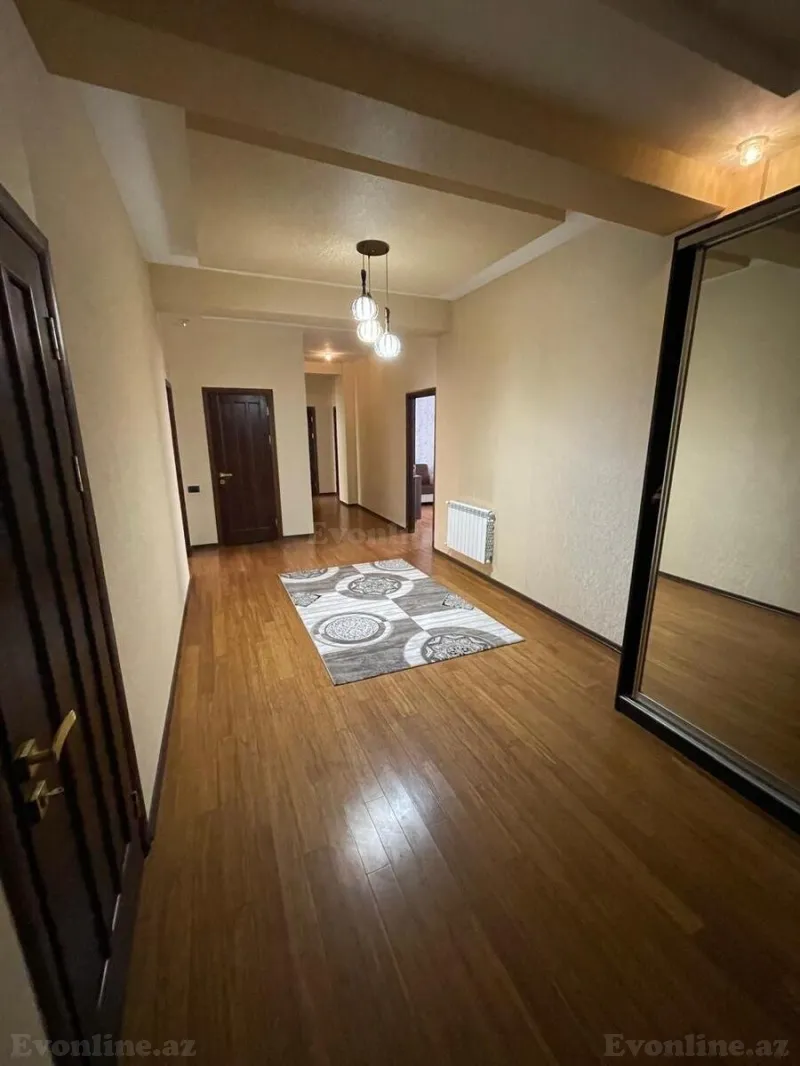 Kirayə verilir 3 otaqlı Mənzil Yeni tikili 150 m² Xətai m. - şəkil 16