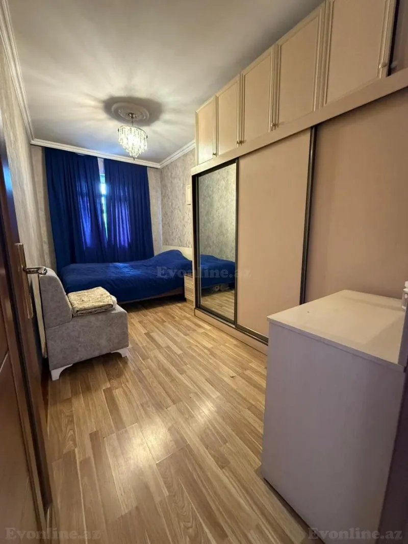 Satılır 3 otaqlı Mənzil Köhnə tikili 65 m² 5-ci mikrorayon - şəkil 2