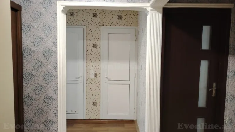 Satılır 3 otaqlı Mənzil Köhnə tikili 80 m² Hövsan