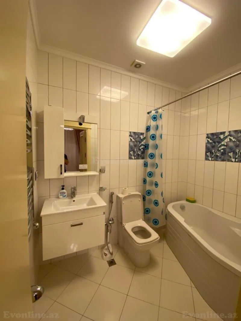 Kirayə verilir 5 otaqlı Mənzil Yeni tikili 200 m² 28 May m. - şəkil 16