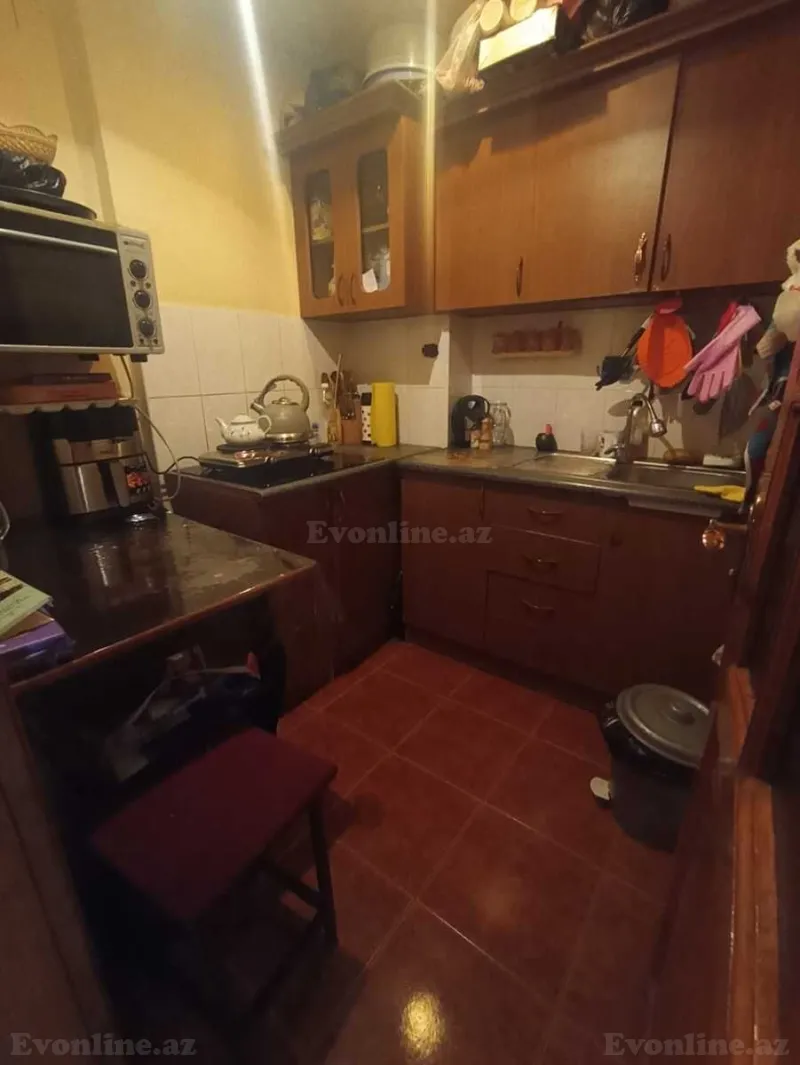 Satılır 2 otaqlı Mənzil Köhnə tikili 50 m² Həzi Aslanov m. - şəkil 3