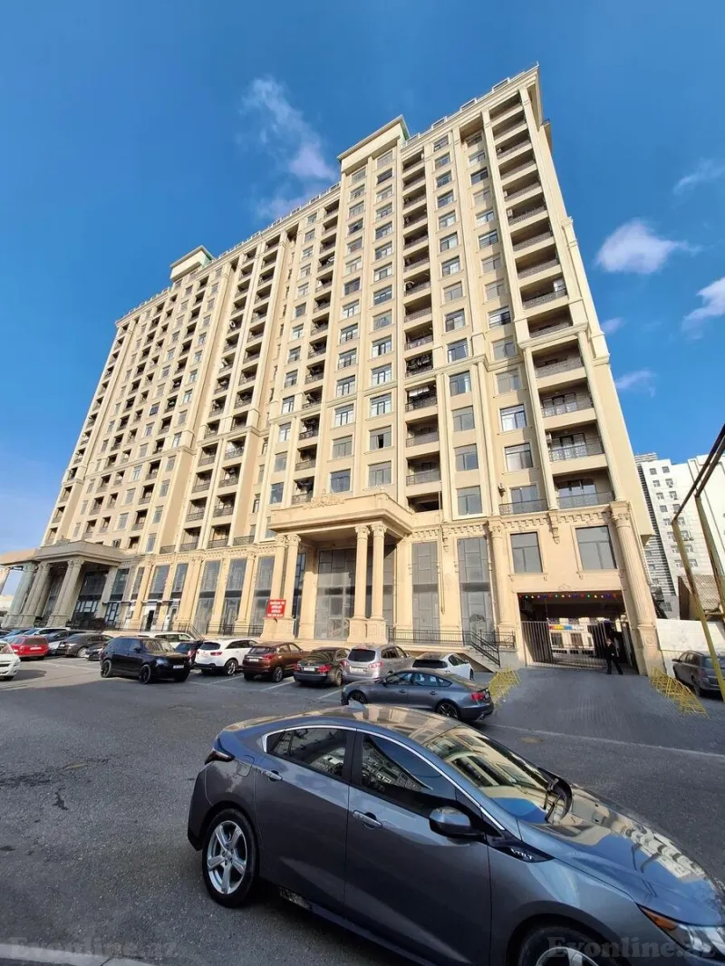 Kirayə verilir 3 otaqlı Mənzil Yeni tikili 150 m² Xətai m. - şəkil 2