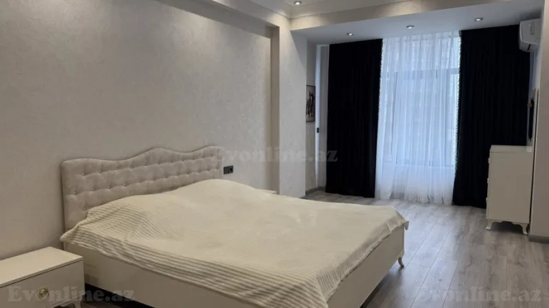 Kirayə verilir 3 otaqlı Mənzil Yeni tikili 150 m² Xətai m. - şəkil 17