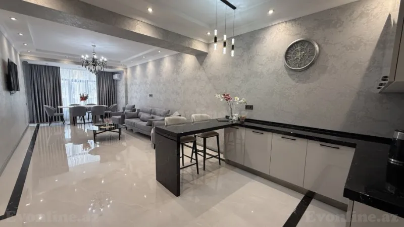 Kirayə verilir 3 otaqlı Mənzil Yeni tikili 150 m² Xətai m. - şəkil 26