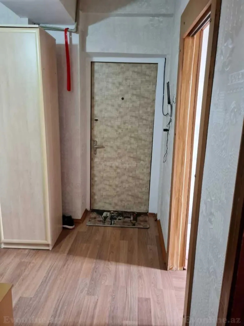 Satılır 2 otaqlı Mənzil Köhnə tikili 65 m² 8-ci mikrorayon - şəkil 8