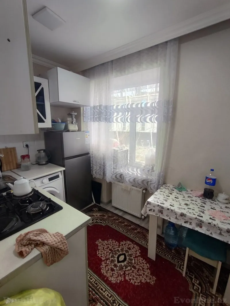 Satılır 2 otaqlı Mənzil Köhnə tikili 50 m² Əmircan - şəkil 10