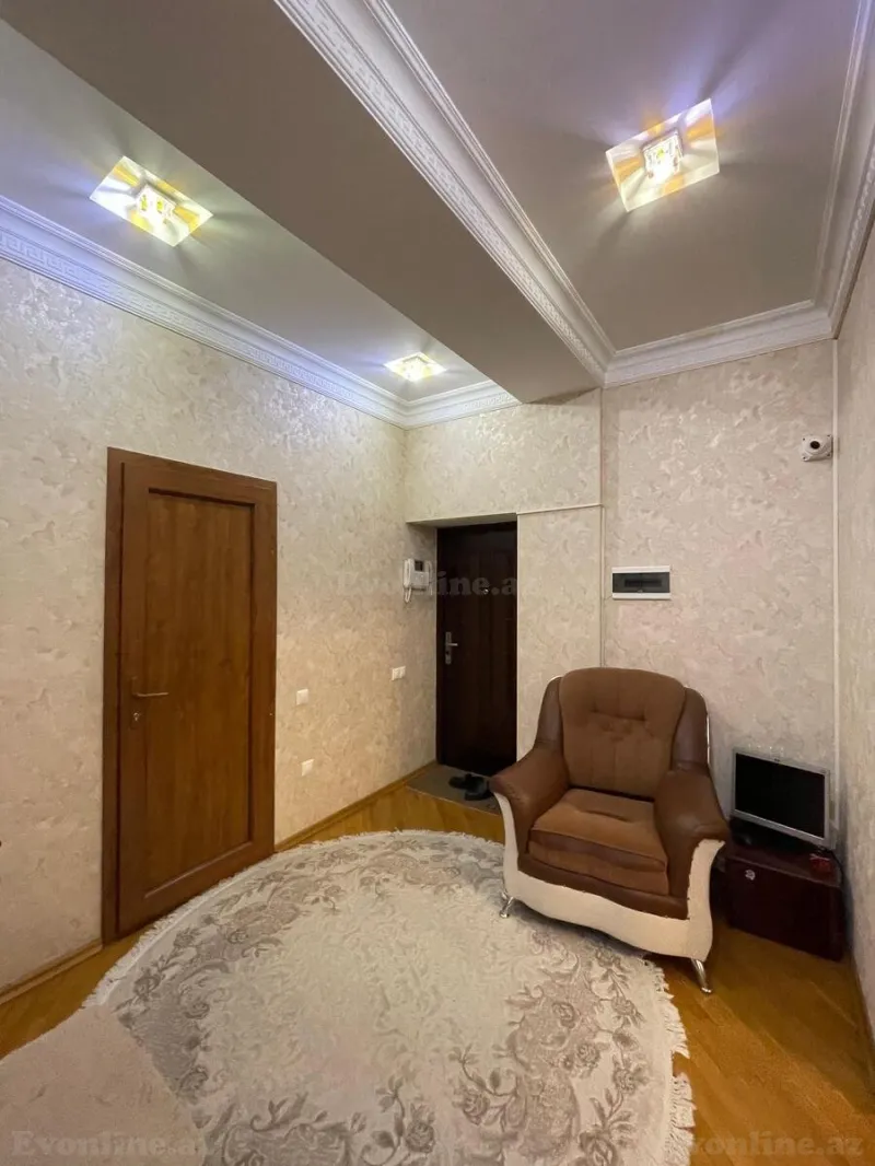 Satılır 2 otaqlı Mənzil Yeni tikili 81 m² 8-ci mikrorayon - şəkil 8