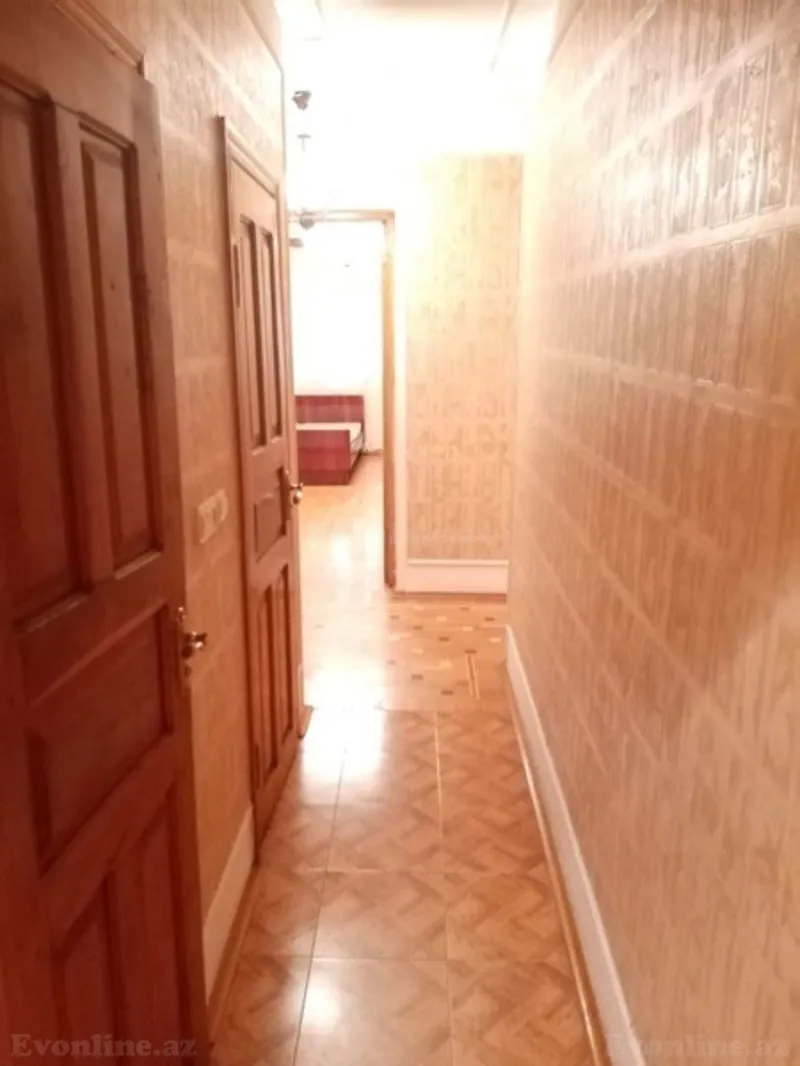 Satılır 3 otaqlı Mənzil Köhnə tikili 80 m² İnşaatçılar m. - şəkil 4