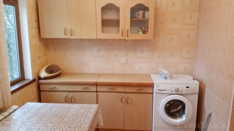 Satılır 3 otaqlı Mənzil Köhnə tikili 80 m² İnşaatçılar m. - şəkil 6