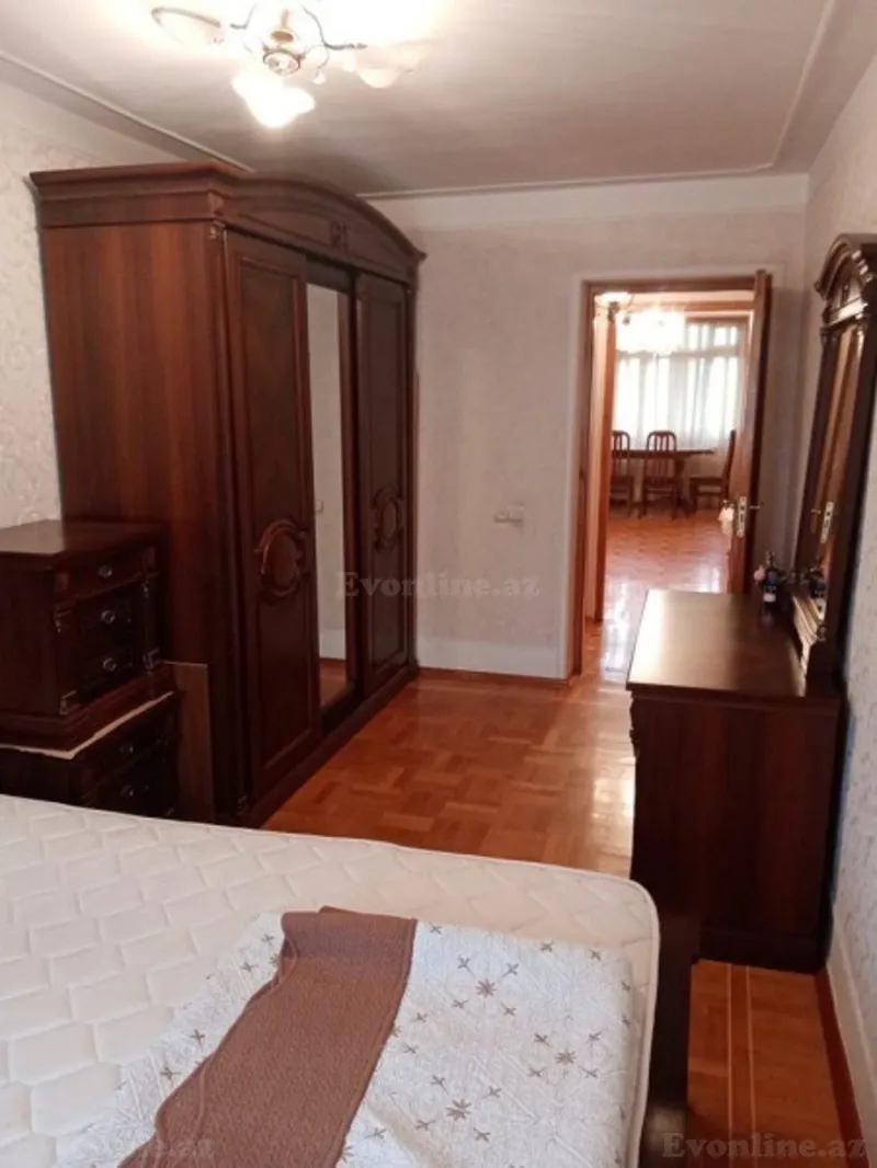 Satılır 3 otaqlı Mənzil Köhnə tikili 80 m² İnşaatçılar m. - şəkil 12