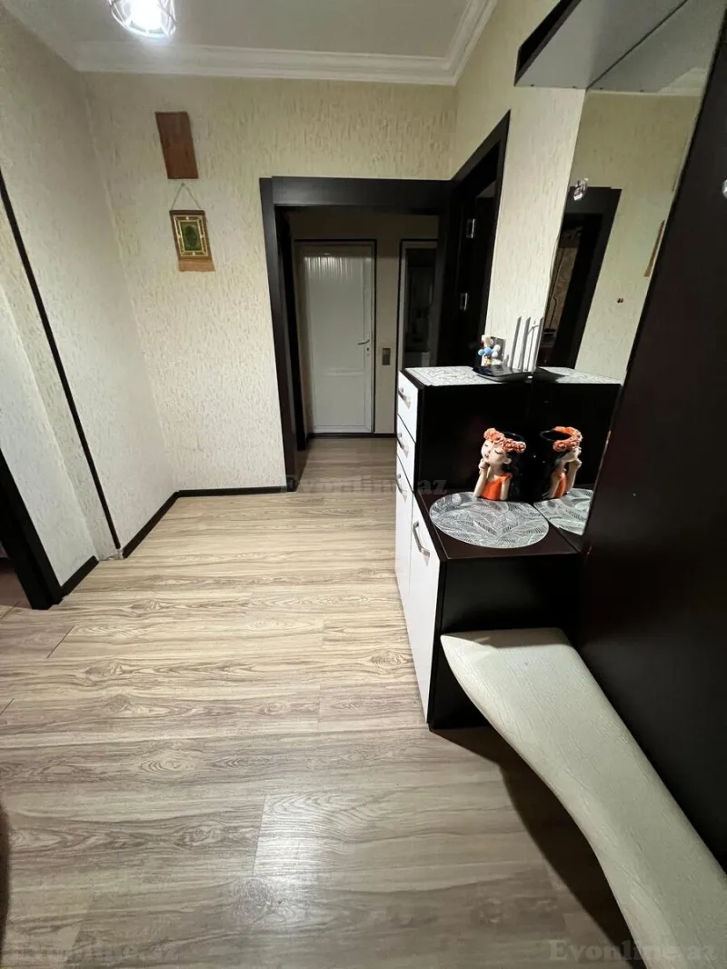 Satılır 4 otaqlı Mənzil Köhnə tikili 78 m² Əhmədli - şəkil 2