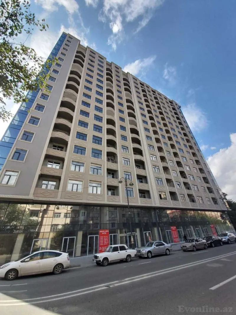 Satılır 3 otaqlı Mənzil Yeni tikili 106 m² 28 May m.
