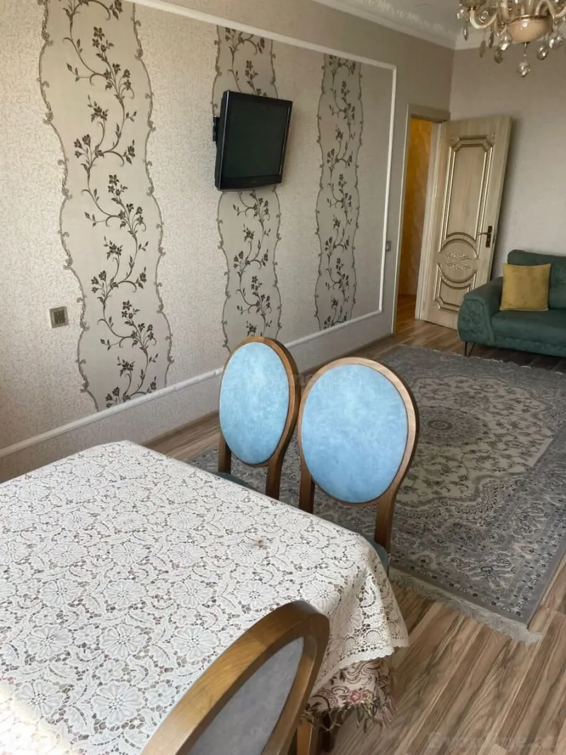 Kirayə verilir 2 otaqlı Mənzil Köhnə tikili 65 m² Əhmədli - şəkil 3