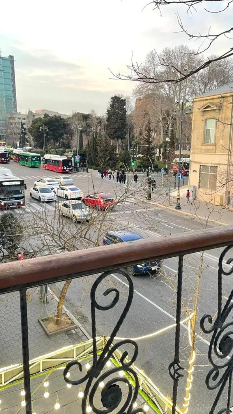 Kirayə verilir 2 otaqlı Mənzil Köhnə tikili 40 m² 28 May m. - şəkil 10