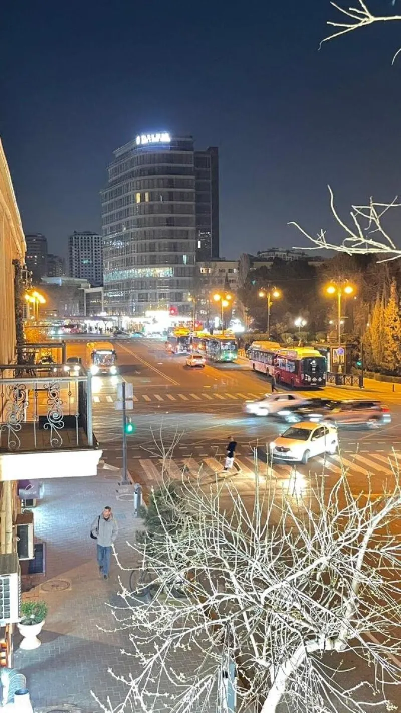 Kirayə verilir 2 otaqlı Mənzil Köhnə tikili 40 m² 28 May m. - şəkil 12