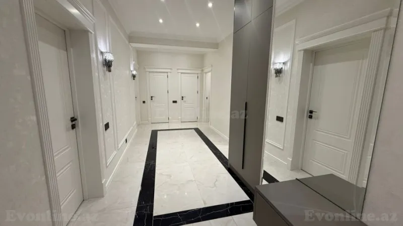 Satılır 3 otaqlı Mənzil Yeni tikili 135 m² Xalqlar Dostluğu m. - şəkil 5