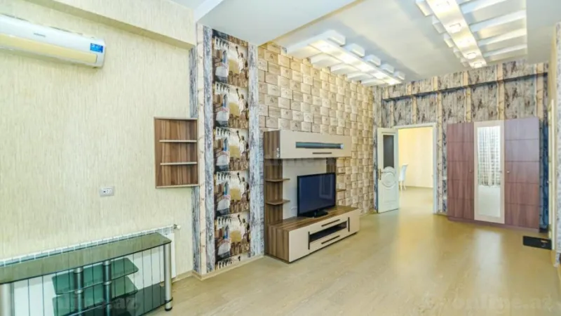 Kirayə verilir 4 otaqlı Mənzil Yeni tikili 176 m² Sahil m. - şəkil 11