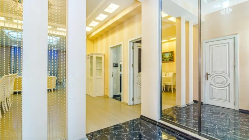 Kirayə verilir 4 otaqlı Mənzil Yeni tikili 176 m² Sahil m. - şəkil 20