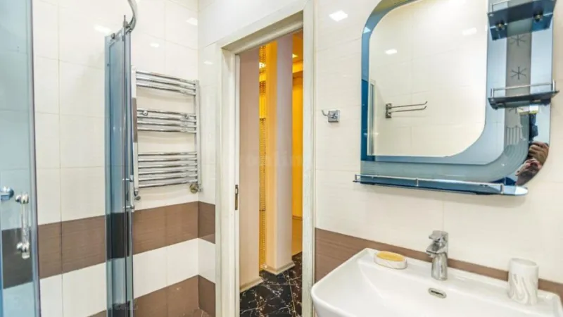 Kirayə verilir 4 otaqlı Mənzil Yeni tikili 176 m² Sahil m. - şəkil 27