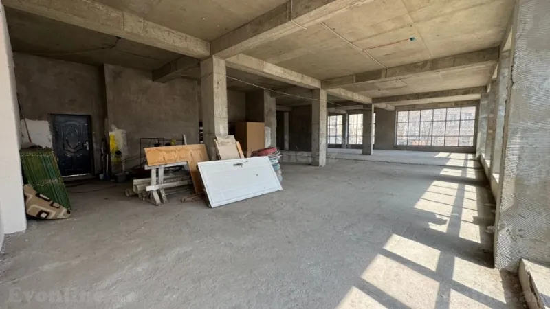 Kirayə verilir Obyekt 380 m² Nizami m. - şəkil 4