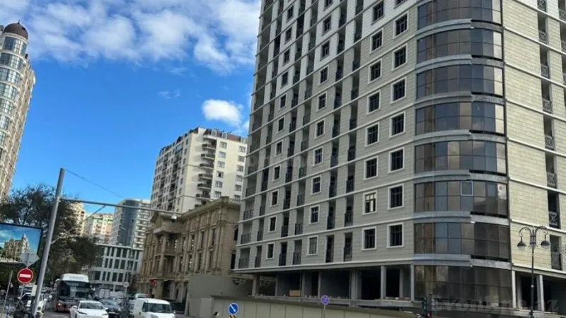Satılır 3 otaqlı Mənzil Yeni tikili 156.8 m² Nərimanov r. - şəkil 3