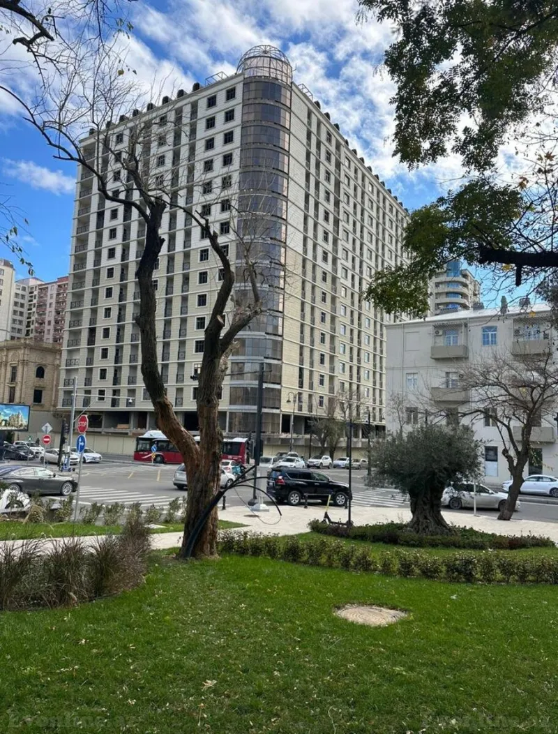 Satılır 3 otaqlı Mənzil Yeni tikili 156.8 m² Nərimanov r. - şəkil 4