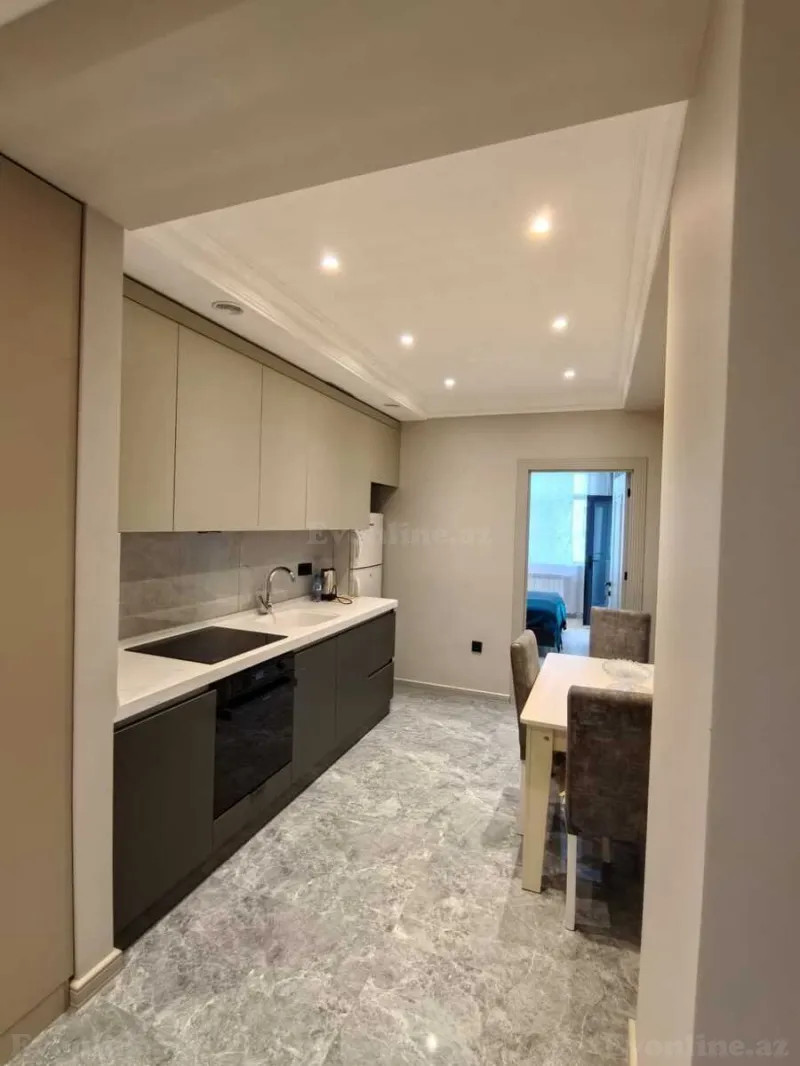 Kirayə verilir 2 otaqlı Mənzil Yeni tikili 70 m² Neftçilər m. - şəkil 4