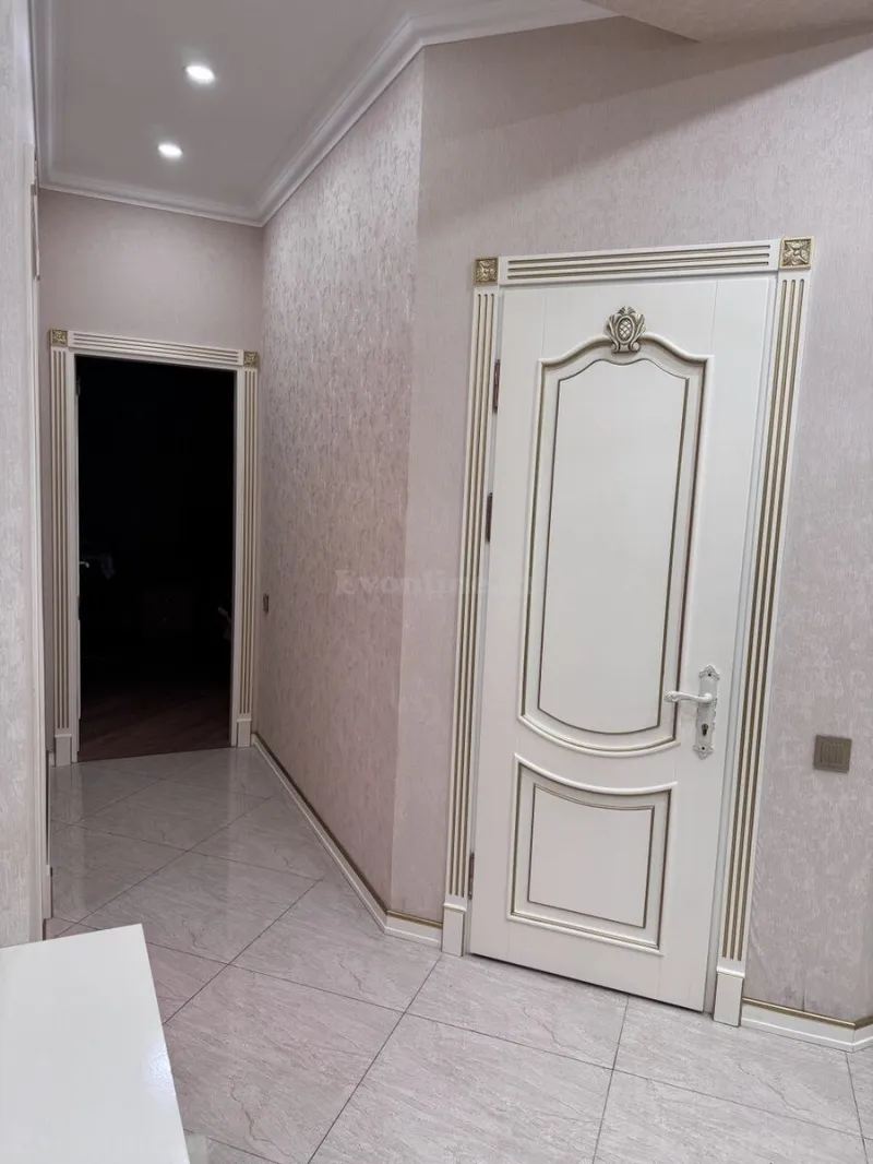 Kirayə verilir 2 otaqlı Mənzil Yeni tikili 67 m² Xətai m. - şəkil 3