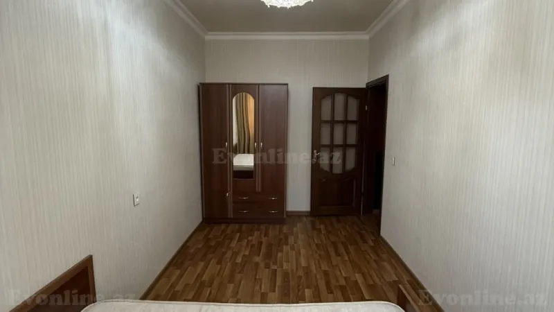 Kirayə verilir 2 otaqlı Mənzil Köhnə tikili 50 m² 4-cü mikrorayon - şəkil 3