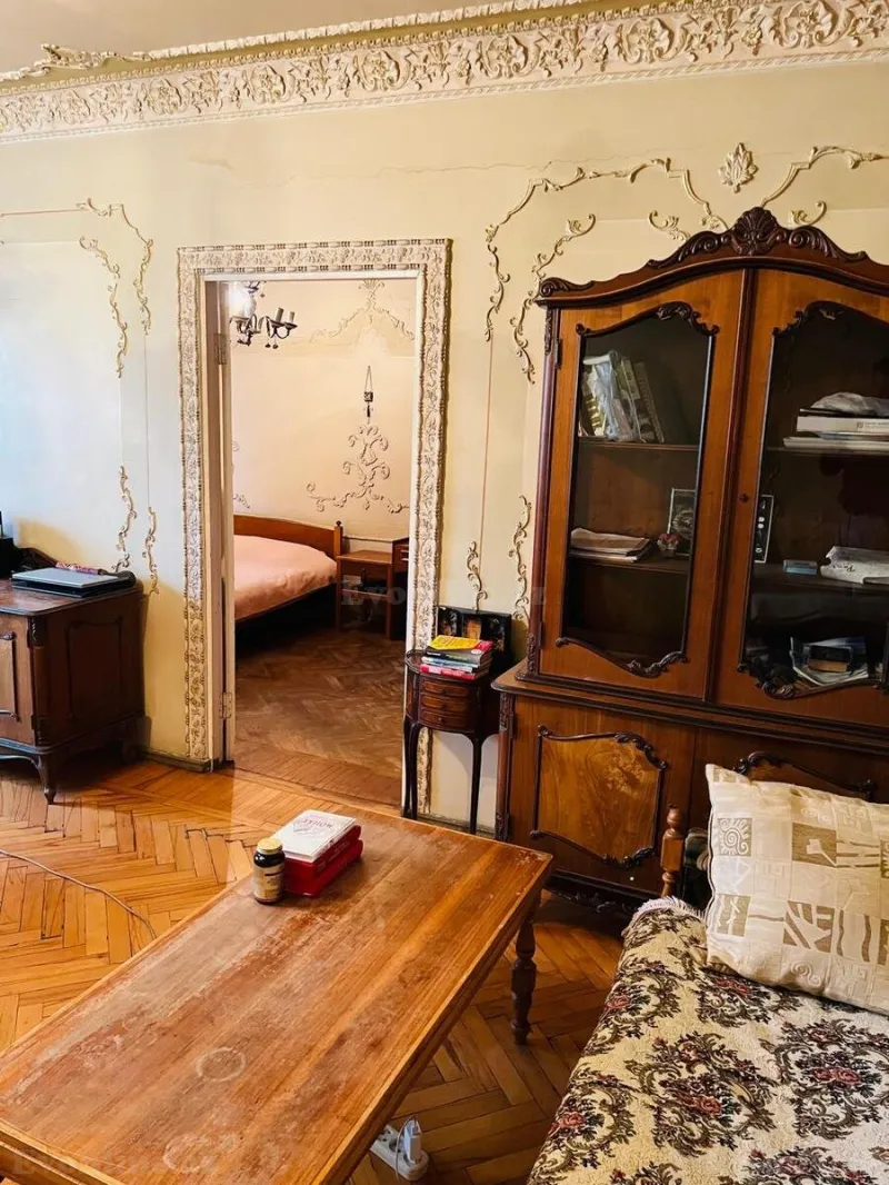 Kirayə verilir 2 otaqlı Mənzil Köhnə tikili 70 m² Sahil m. - şəkil 5