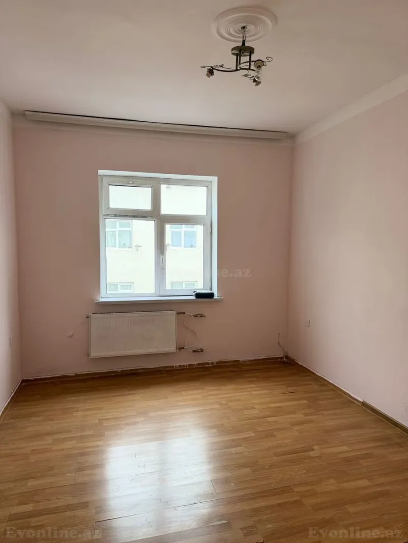 Kirayə verilir 2 otaqlı Mənzil Köhnə tikili 56 m² Nərimanov r. - şəkil 2