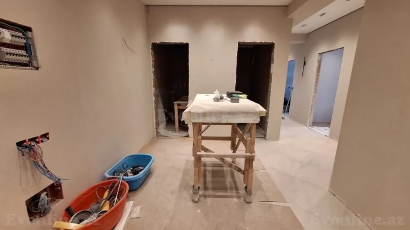 Satılır 3 otaqlı Mənzil Yeni tikili 120 m² Elmlər Akademiyası m. - şəkil 9