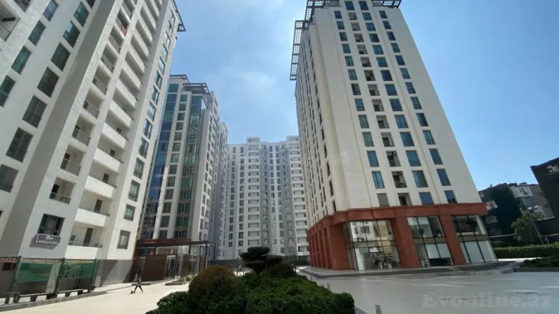 Satılır 4 otaqlı Mənzil Yeni tikili 180 m² Elmlər Akademiyası m. - şəkil 3