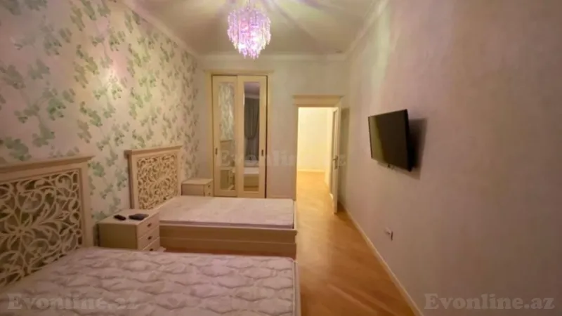 Kirayə verilir 5 otaqlı Mənzil Yeni tikili 220 m² Nizami m. - şəkil 12