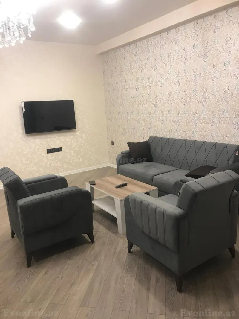 Kirayə verilir 3 otaqlı Mənzil Yeni tikili 110 m² Xətai r.