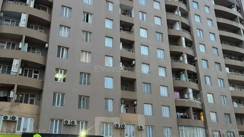 Satılır 2 otaqlı Mənzil Yeni tikili 70 m² Badamdar