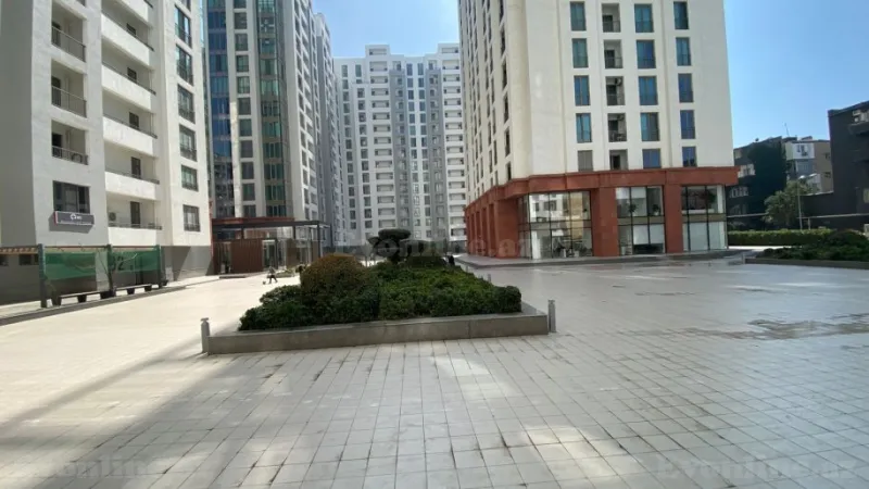 Satılır 3 otaqlı Mənzil Yeni tikili 130 m² Elmlər Akademiyası m. - şəkil 8