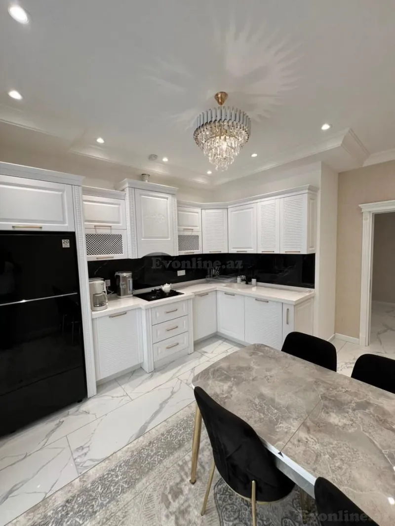 Satılır 3 otaqlı Mənzil Yeni tikili 148 m² İnşaatçılar m. - şəkil 12