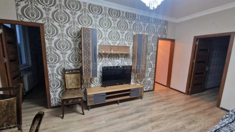 Satılır 2 otaqlı Mənzil Köhnə tikili 50 m² 4-cü mikrorayon