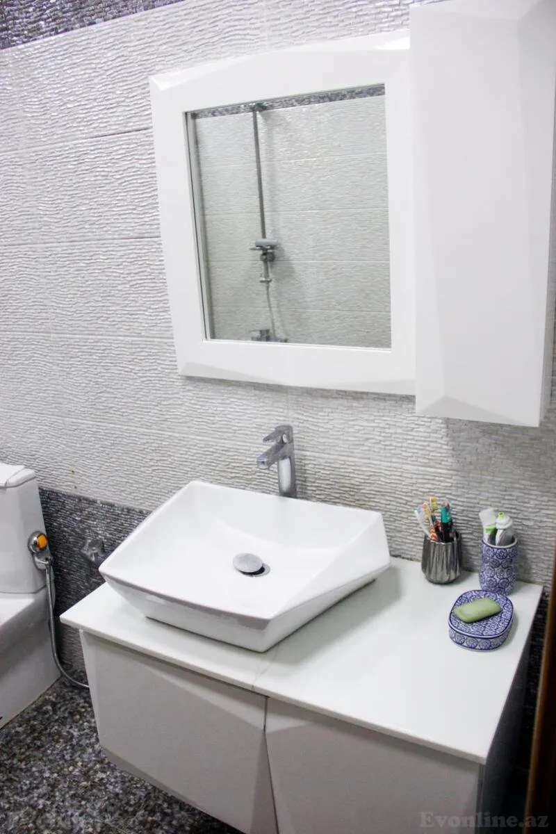 Kirayə verilir 3 otaqlı Mənzil Yeni tikili 130 m² Nəriman Nərimanov m. - şəkil 14