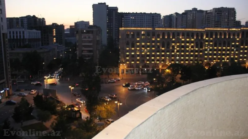 Kirayə verilir 3 otaqlı Mənzil Yeni tikili 130 m² Nəriman Nərimanov m. - şəkil 17