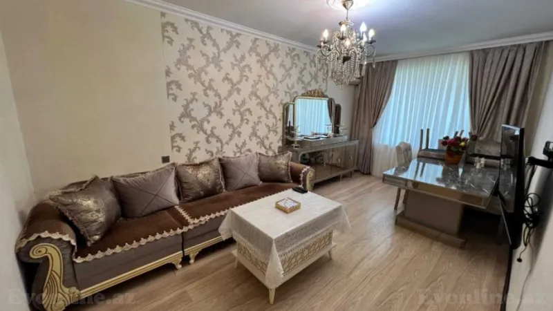 Satılır 4 otaqlı Mənzil Köhnə tikili 78 m² Əhmədli