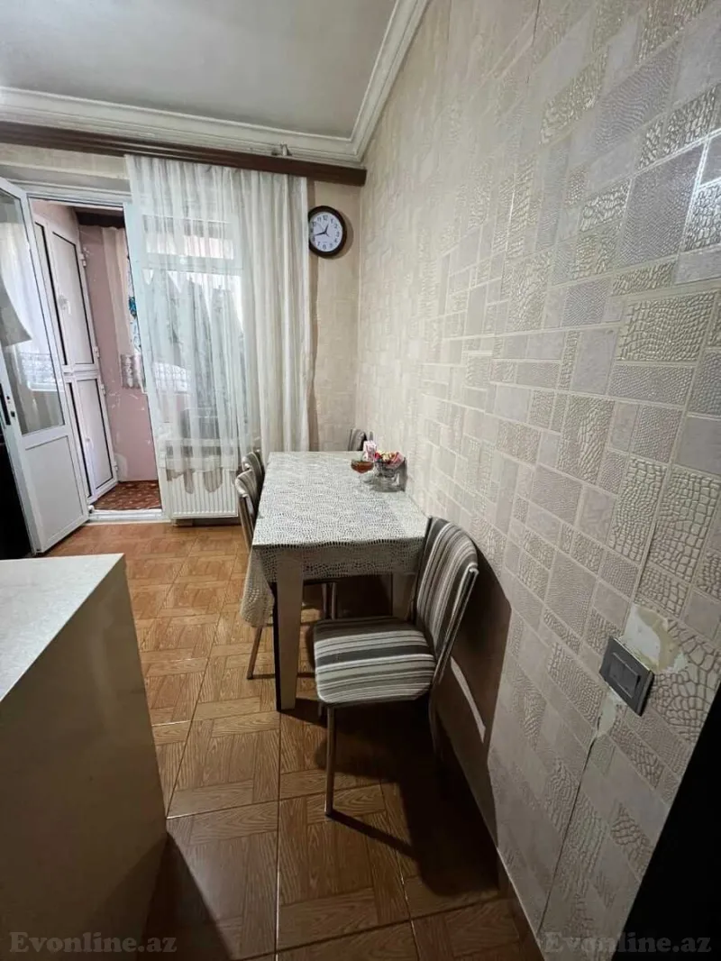 Satılır 4 otaqlı Mənzil Köhnə tikili 78 m² Əhmədli - şəkil 12