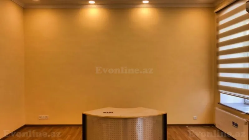 Bakı, Səbail r., Sahil m.da 3 otaqlı ofis kirayə verilir