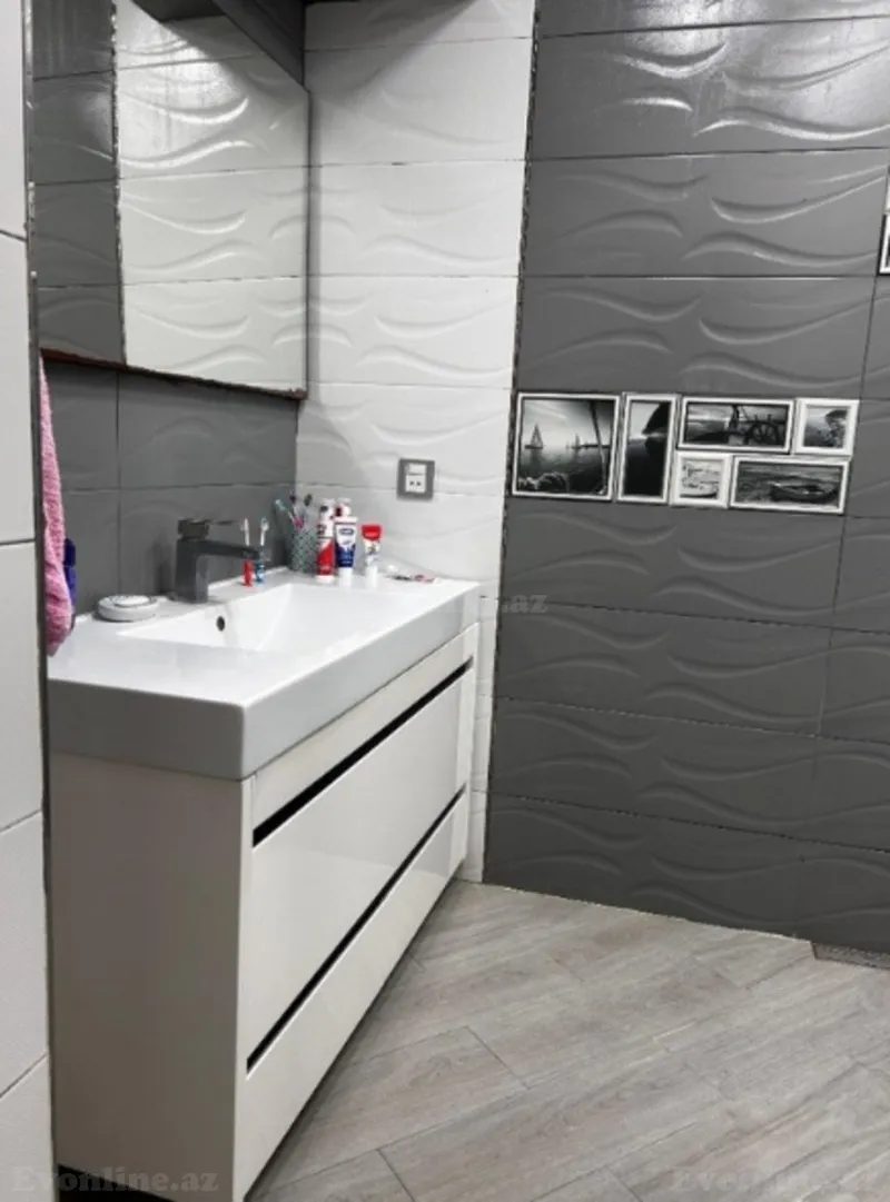 Satılır 3 otaqlı Mənzil Köhnə tikili 110 m² Bayıl - şəkil 4