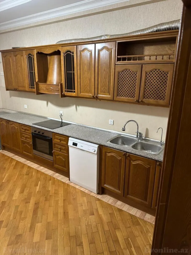 Kirayə verilir 3 otaqlı Mənzil Yeni tikili 130 m² Nəriman Nərimanov m. - şəkil 9