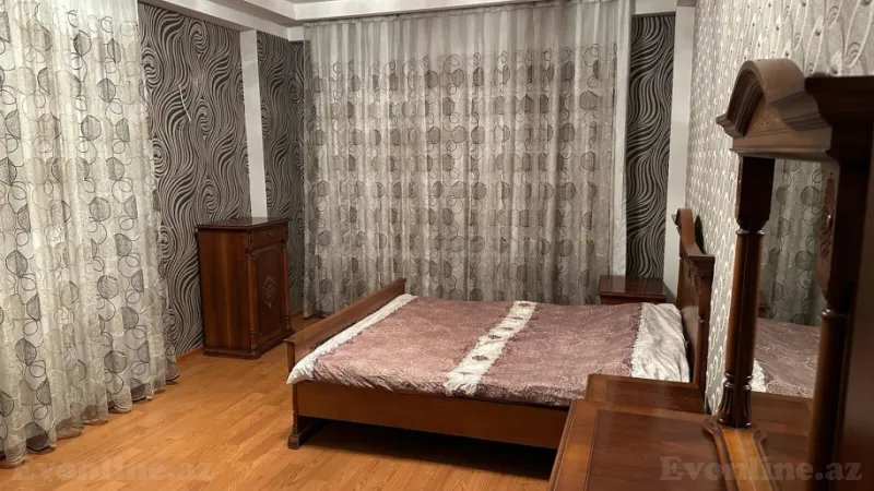 Kirayə verilir 3 otaqlı Mənzil Yeni tikili 130 m² Xətai m. - şəkil 6