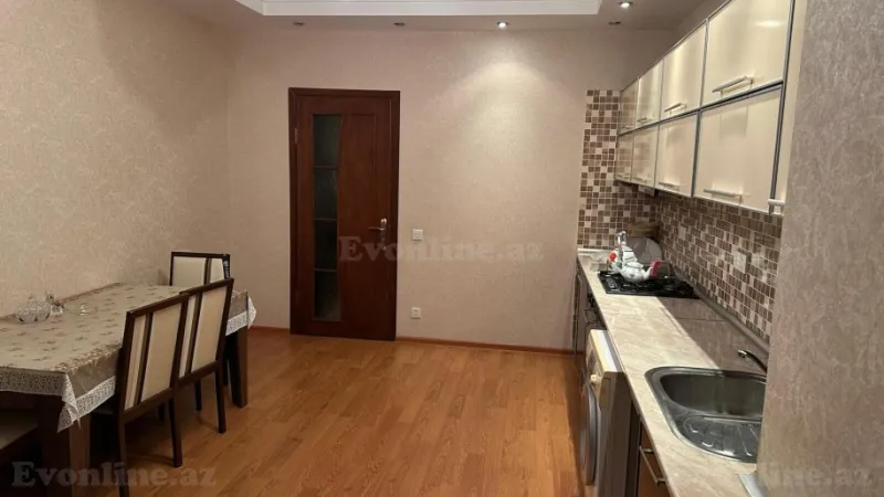 Kirayə verilir 3 otaqlı Mənzil Yeni tikili 130 m² Xətai m. - şəkil 13