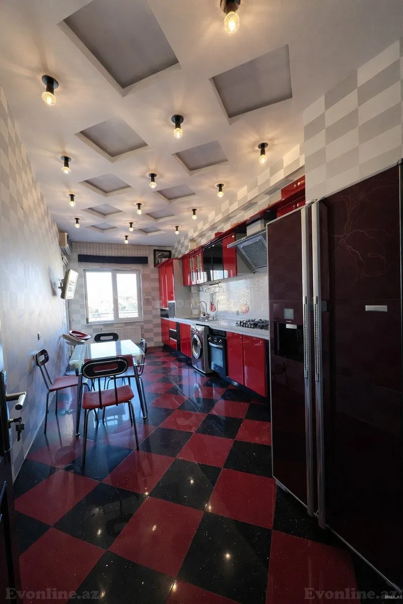 Satılır 4 otaqlı Mənzil Yeni tikili 180 m² Gənclik m. - şəkil 8