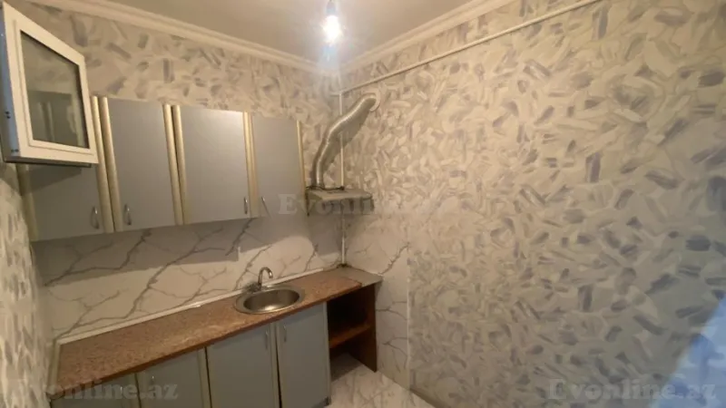 Satılır 2 otaqlı Mənzil Köhnə tikili 51 m² Memar Əcəmi m. - şəkil 3